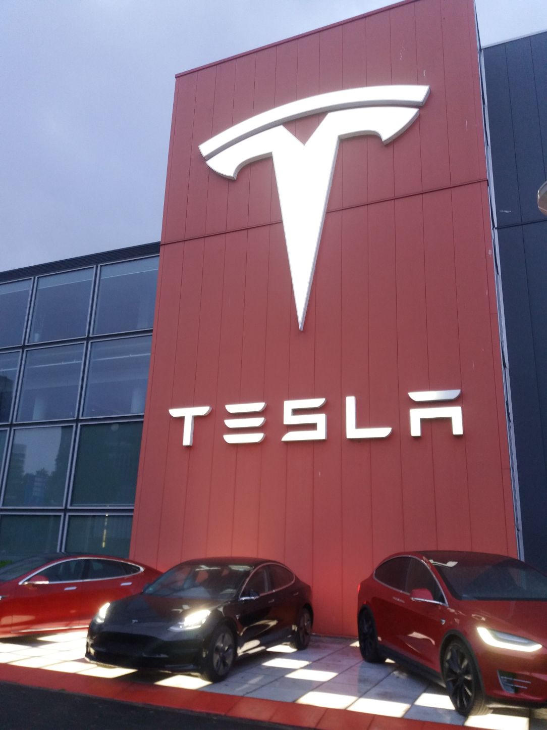 Tesla amsterdam